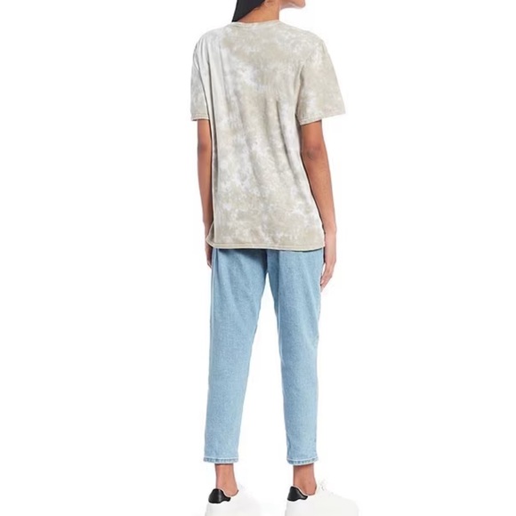 Britney Spears Tie Dye Graphic T-Shirt, short sleeve color Sand Size Medium - Picture 7 of 9